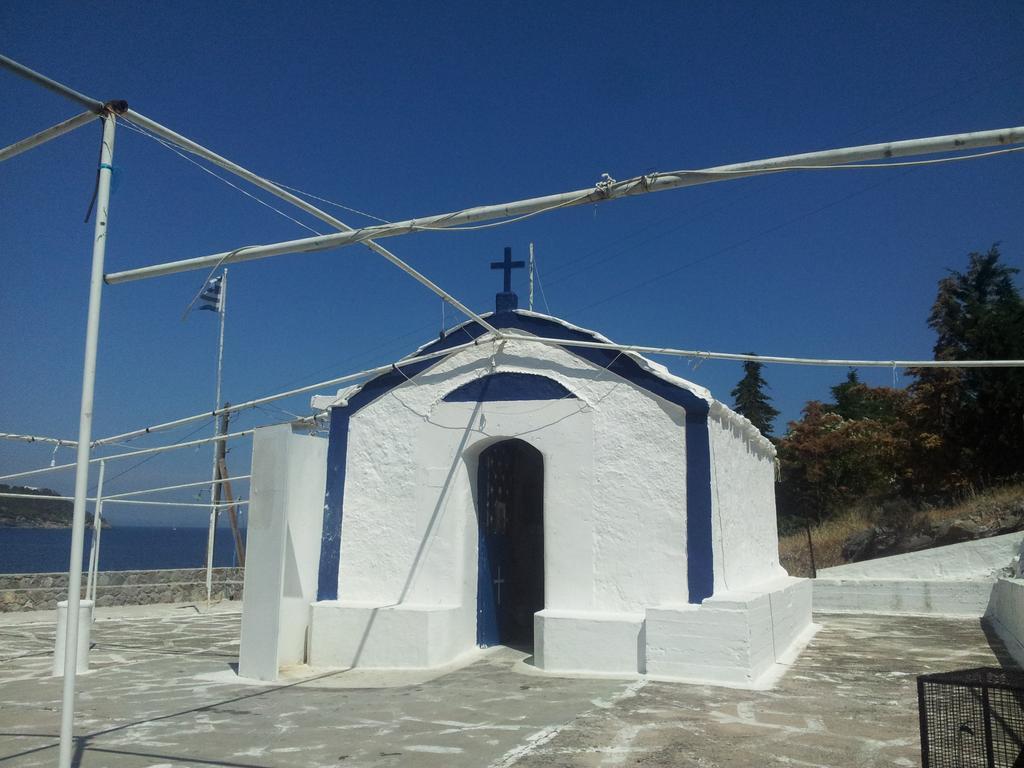 Pericles Studios Agia Marina  Eksteriør billede