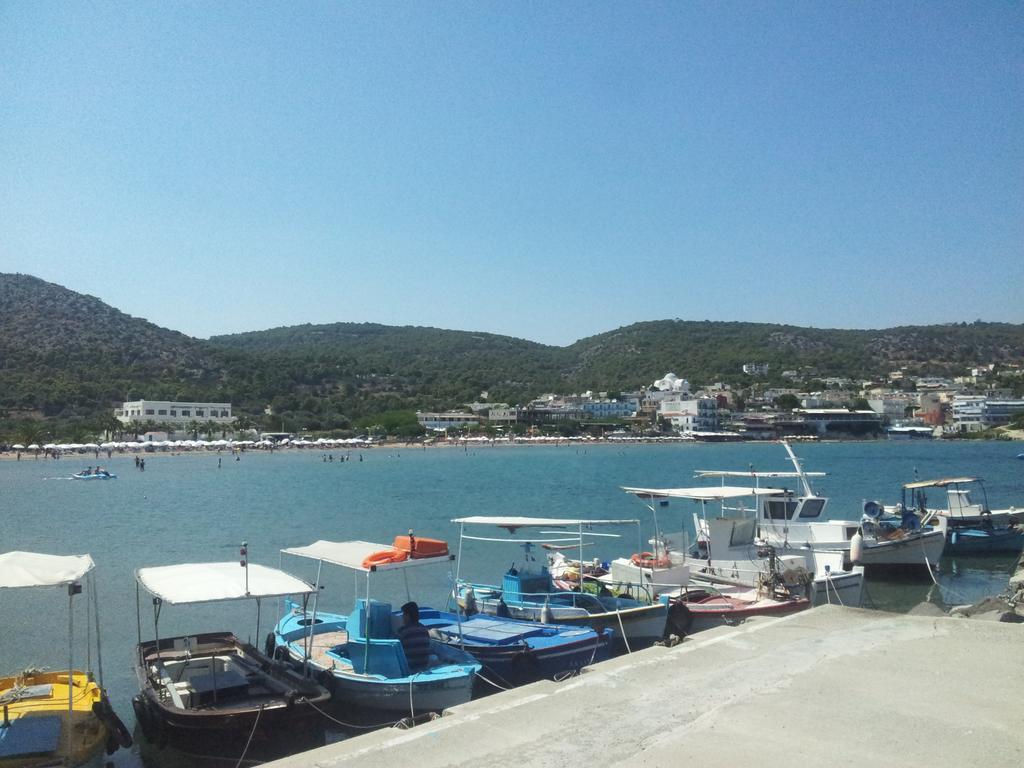 Pericles Studios Agia Marina  Eksteriør billede
