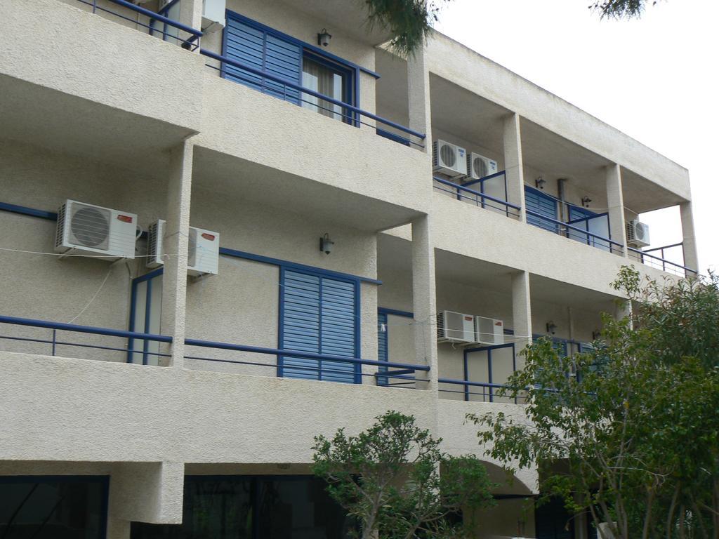 Pericles Studios Agia Marina  Eksteriør billede